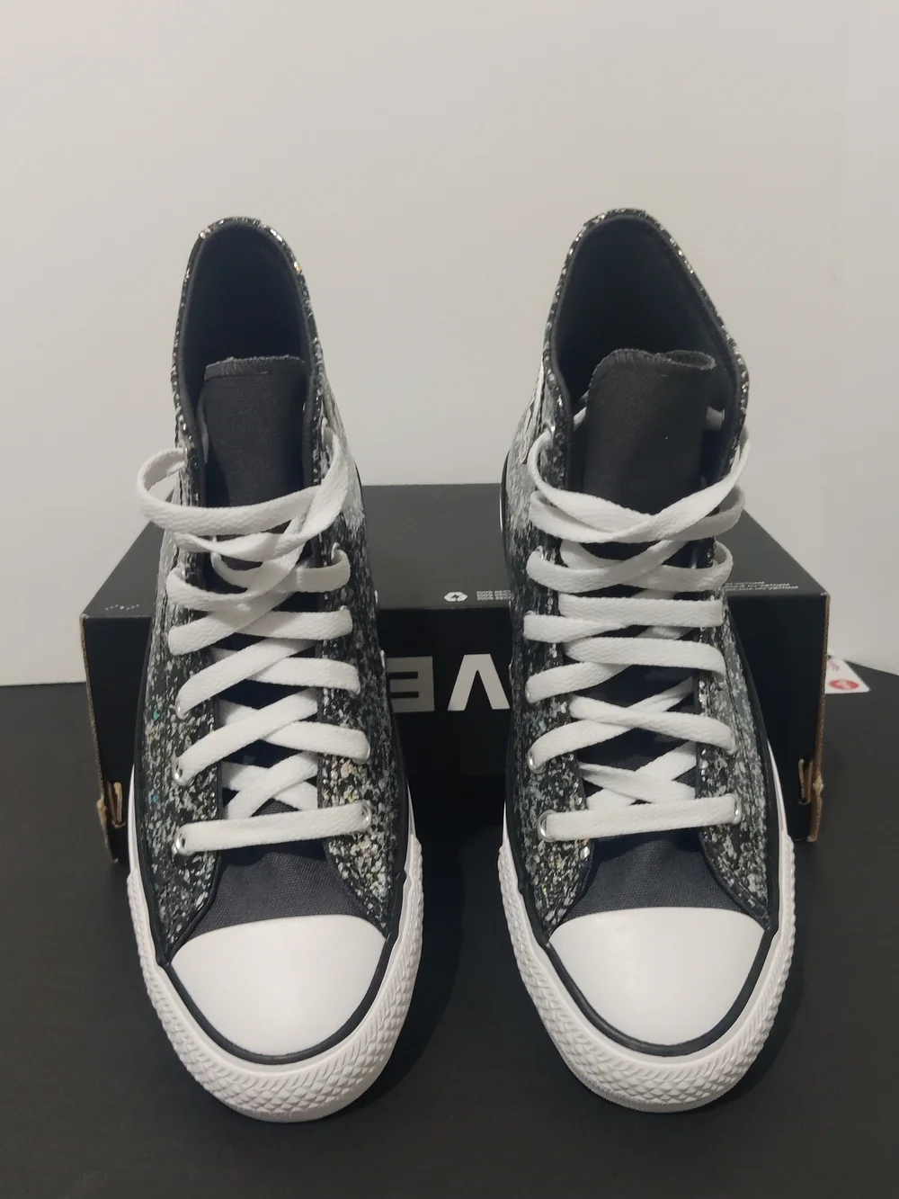 Kid's Converse Chuck Taylor All Star High Black Glitter Shoes / A09270C / Size 5